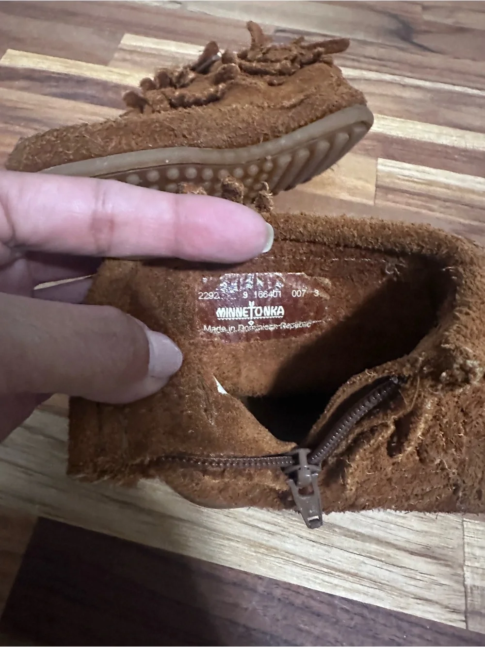 Minnetonka Kids Suede Fringe Moccasins - Brown kids size 9 toddler